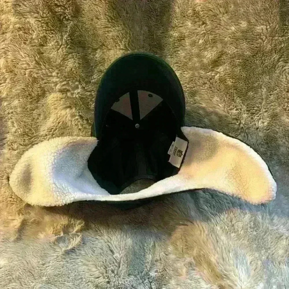 Jets NFL Adjustable Hat with Ear Flaps - Picture 2 of 6